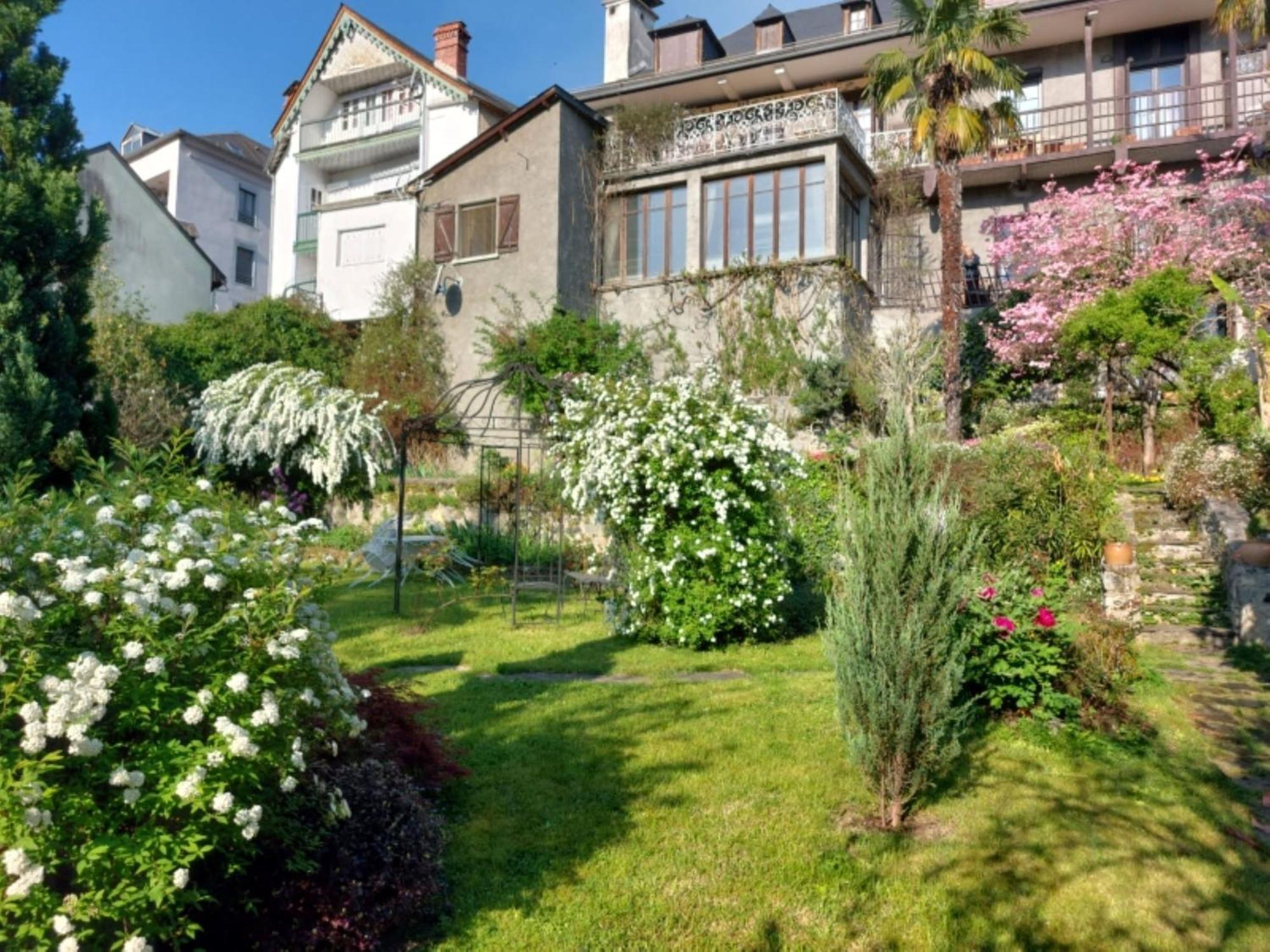 Logis Hotel Beau Site Argeles-Gazost Exterior photo