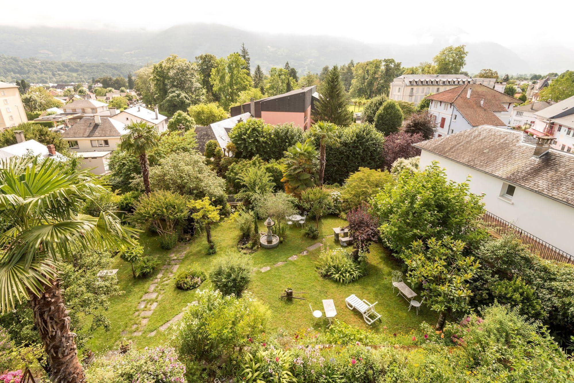 Logis Hotel Beau Site Argeles-Gazost Exterior photo